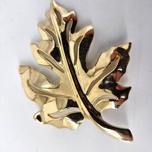 Vint Brooch Label Pin Gold Tone Leaf Maple Oak Leaves Brush Fall Autumn 2"